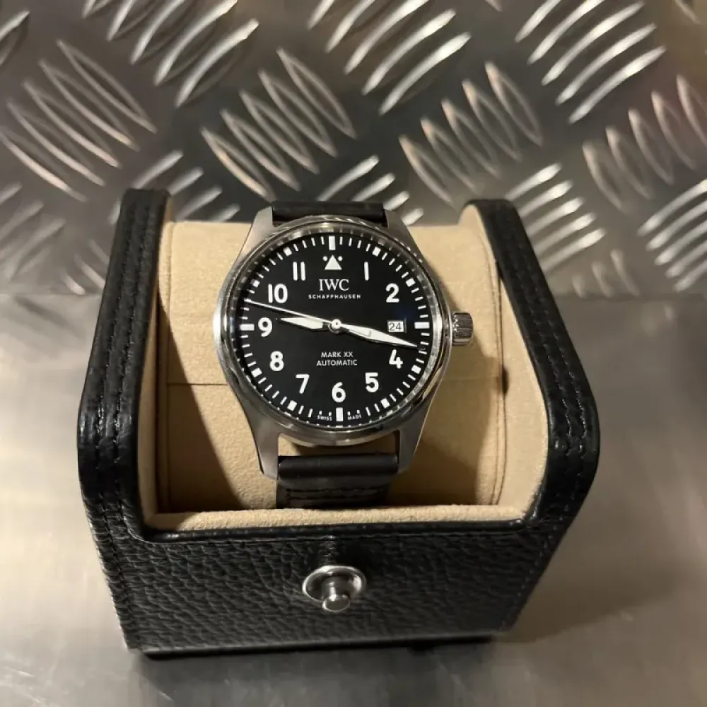 Iwc Pilot Series Iw328201 Watch Iwc Pilot Series Iw328201 Watch