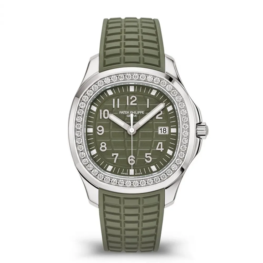 5267/200A-011-Patek Philippe Aquanaut