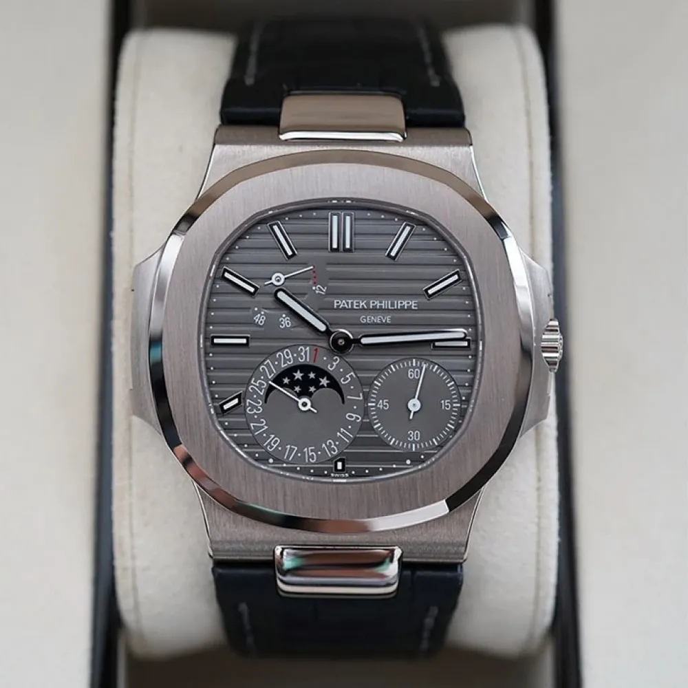 5712G – Patek Philippe Nautilus 5712G – Patek Philippe Nautilus