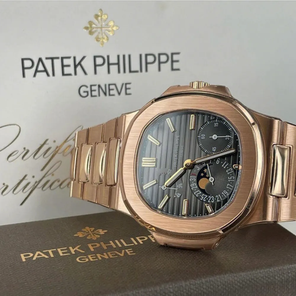 5712/1R Patek Philippe- Nautilus