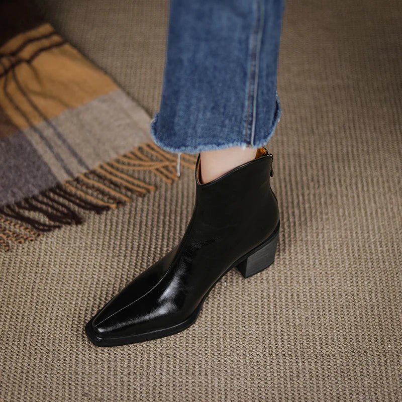 Desagreable Hot Boots