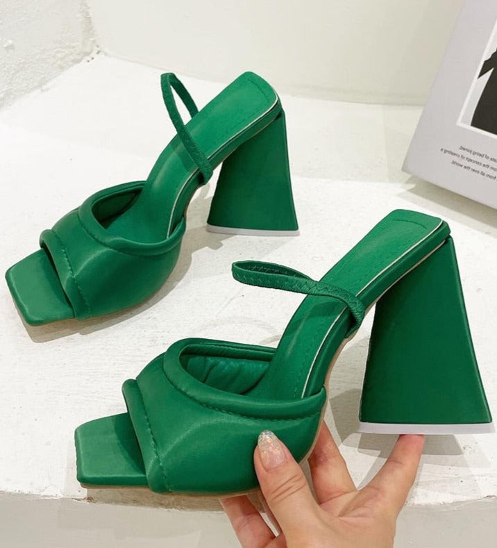 Instable Prism Heels
