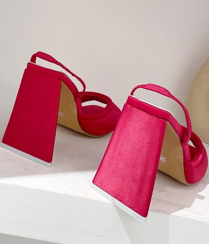 Instable Prism Heels