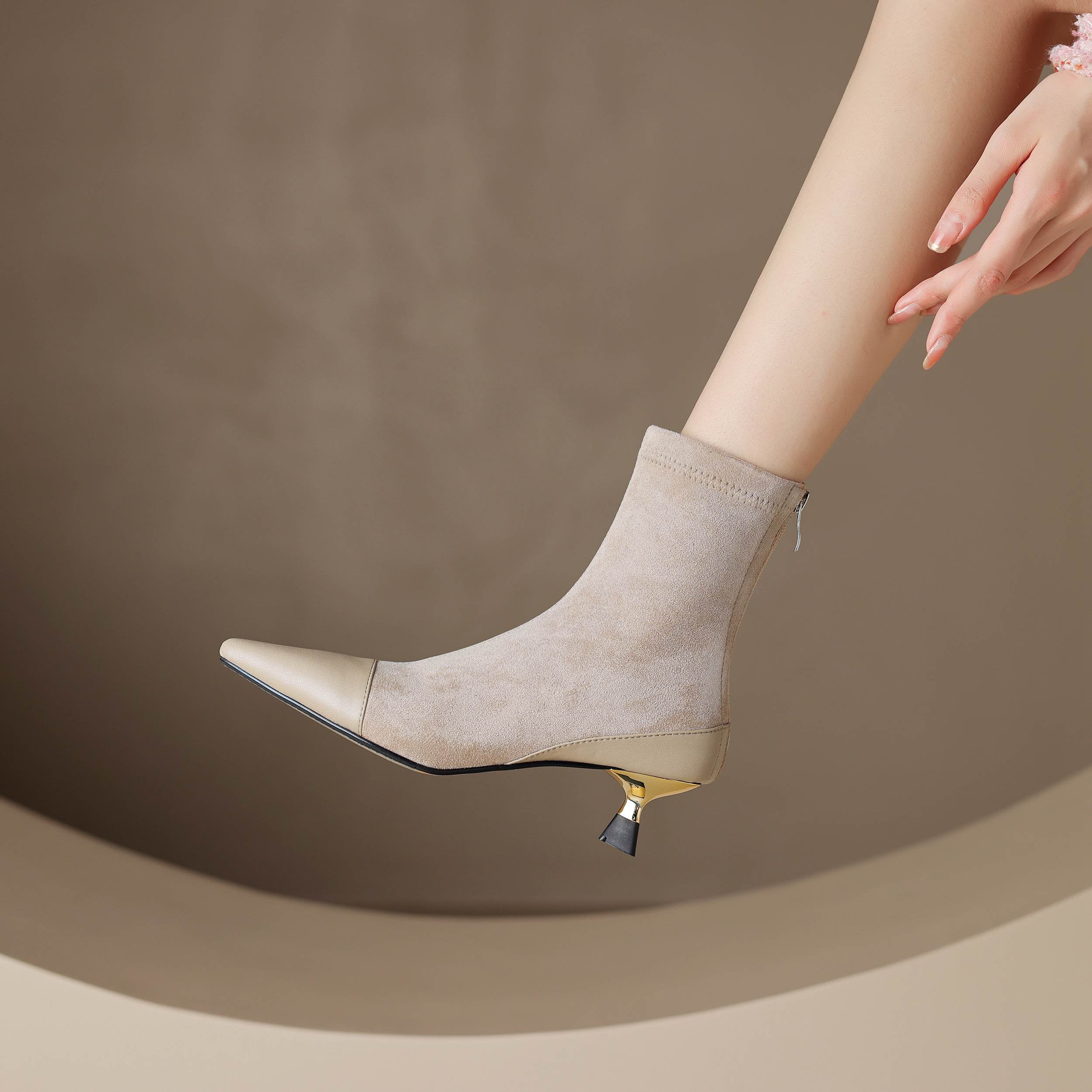 Primal Thunder Boots