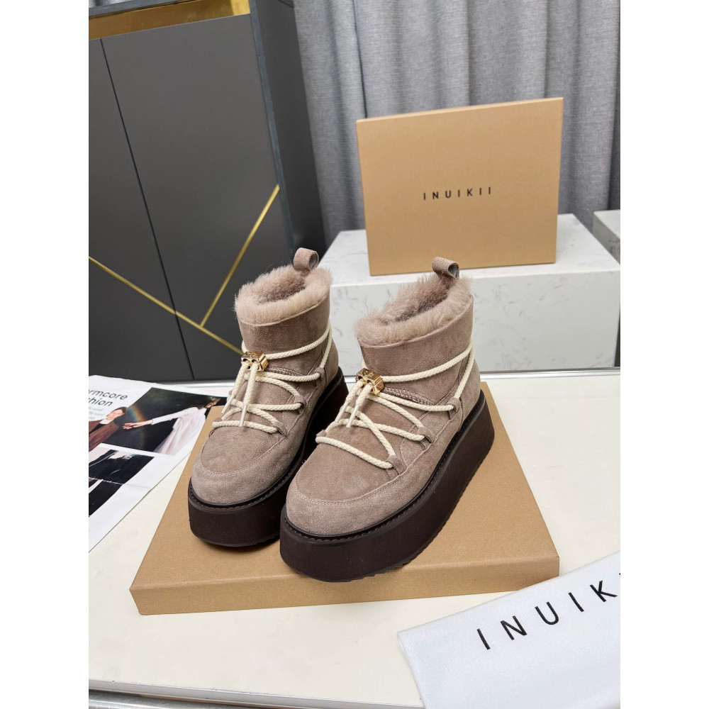 Chic Boots