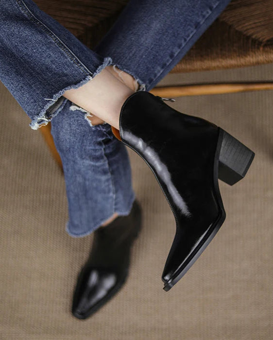 Desagreable Hot Boots