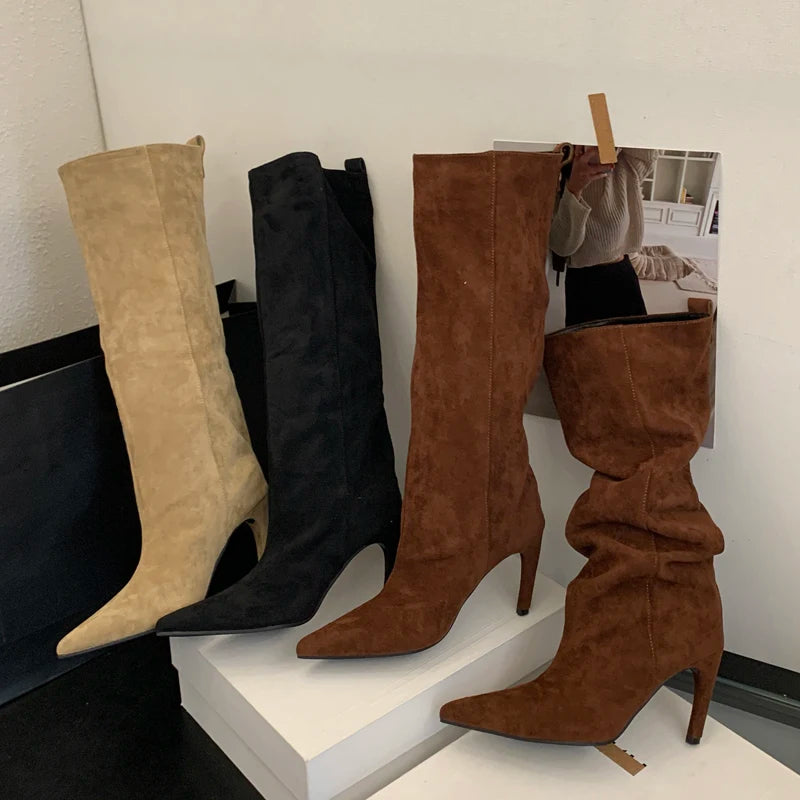 Deplaisante Style Boots