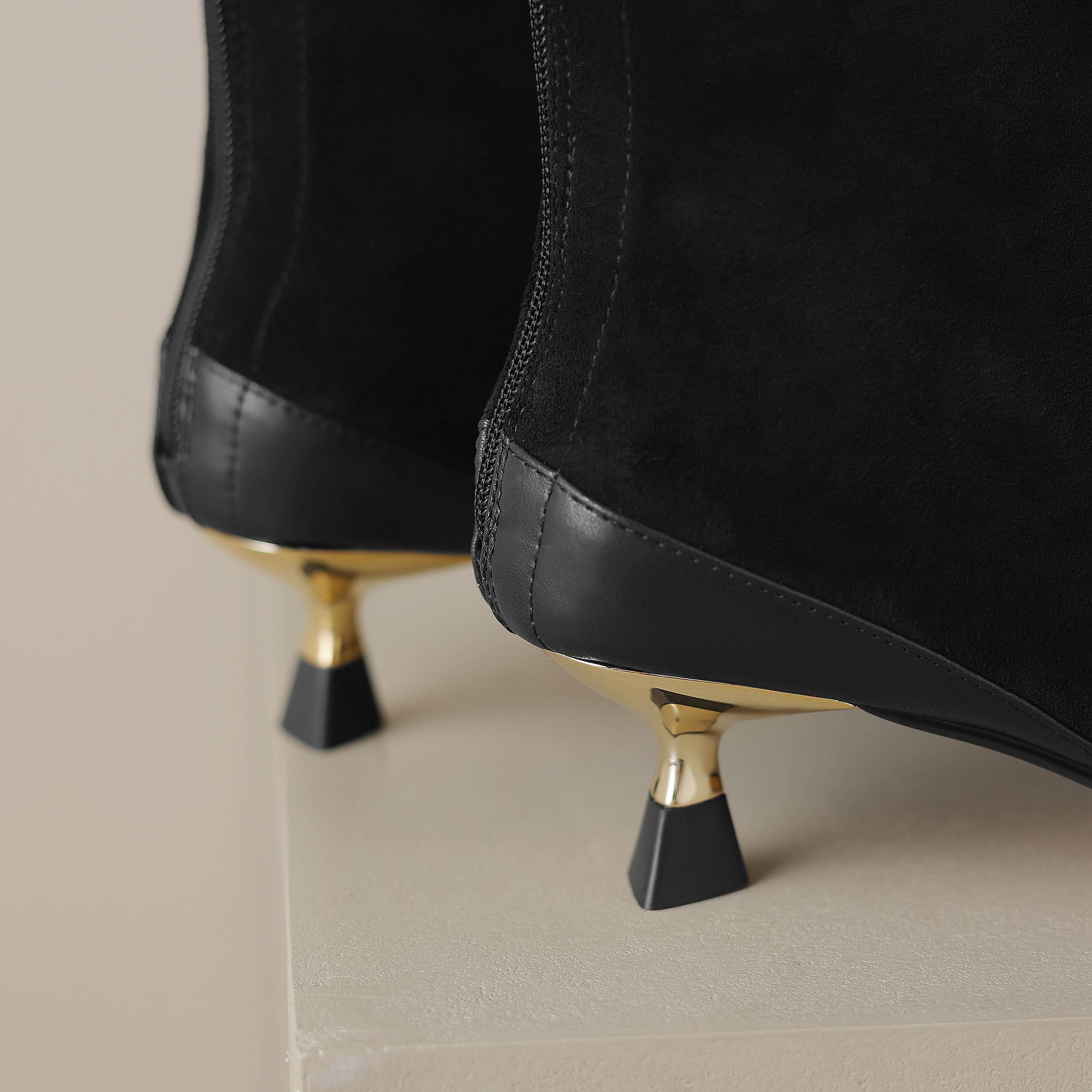 Primal Thunder Boots