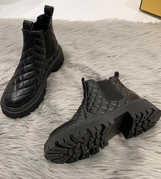 Individual Color Boots