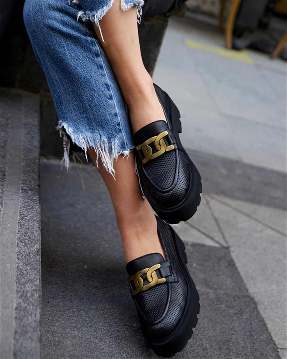 Mucho Casual Loafers