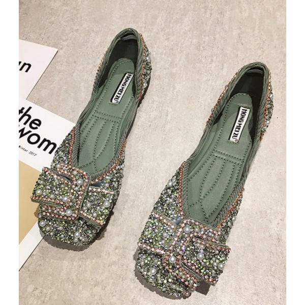 Quiet Essential Flats