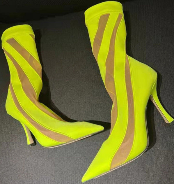 Curve Leaf Heels