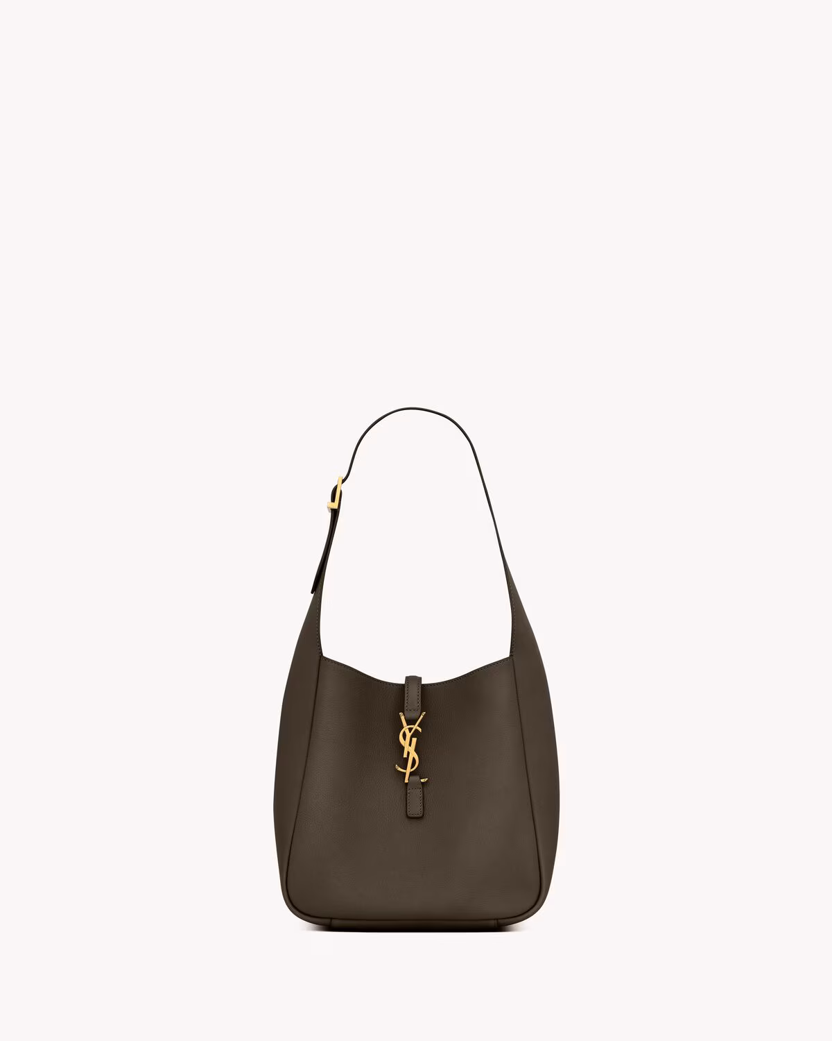 Le 5 À 7 Supple Small In Grained Leather